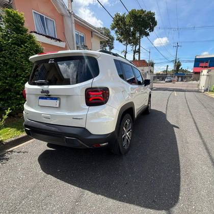 JEEP RENEGADE 1.3 T270 TURBO FLEX LONGITUDE AT6